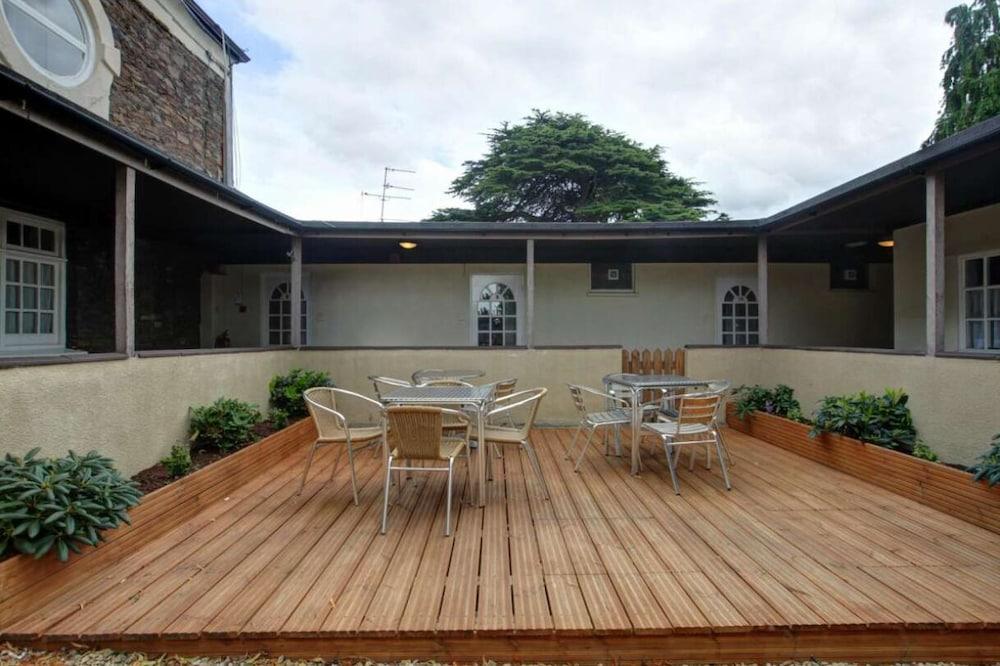 The Coach House Bed & Breakfast Winterbourne Exterior photo